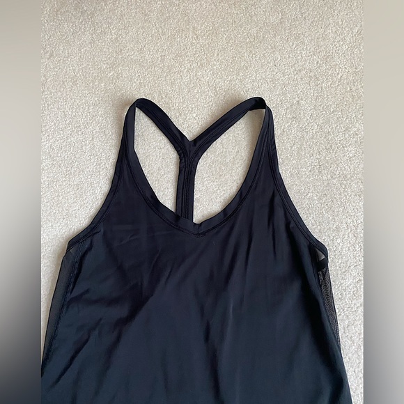 Lululemon Fast Lane Singlet Tank Top Size 8 in Black - Picture 8 of 10